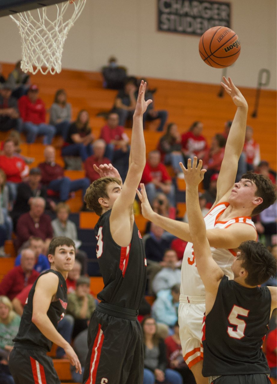Nate McCoy goes up over the interior of the Southmont defense.
